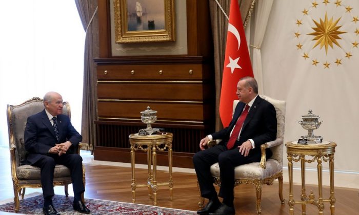 Cumhurbaşkanlığı külliyesinde İki Lider buluştu; ERKEN SEÇİM VAR