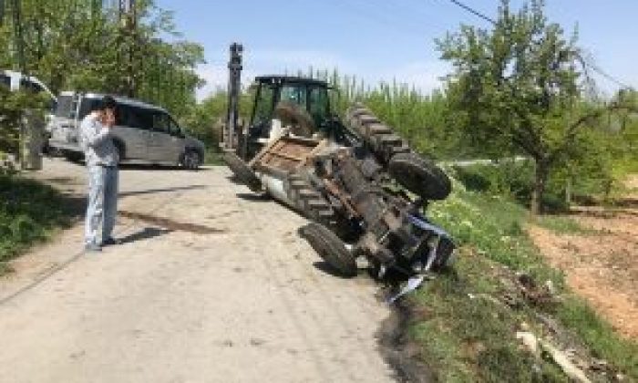 Malatya’da traktör devrildi Murat Karaağaç öldü, ağabeyi yaralandı