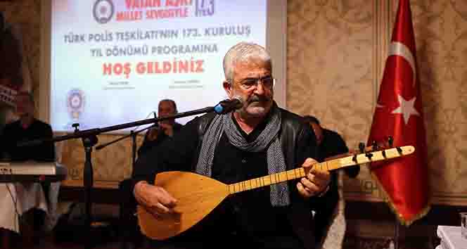 Ünlü sanatçı Esat Kabaklı trafik kazası geçirdi |Esat Kabaklı kimdir?