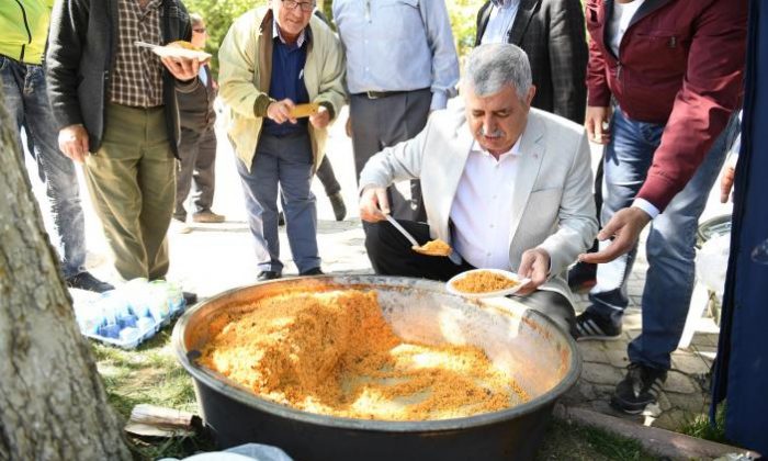 Polat, “Toplumları Ayakta Tutan Güç; Örf, Adet ve Gelenekleridir