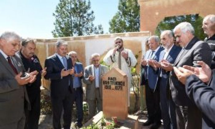 HAMİT FENDOĞLU MEZARI BAŞINDA ANILDI