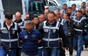Malatya polisi, FETÖ’nün gaybubet evlerine operasyon düzenledi 11 gözaltı