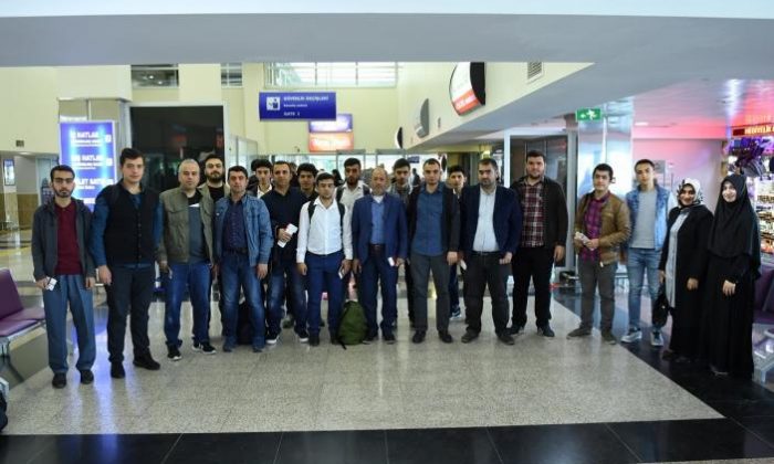 ‘KUDÜS’ YARIŞMASINDA DERECEYE GİREN 24 ÖĞRENCİNİNDE YER ALDIĞI 76 KİŞİLİK KAFİLE KUDÜS’E GİTTİ