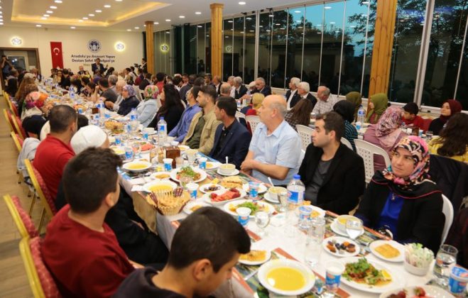 Başkan Gürkan, Şehit Aileleri Ve Gazilerle İftarda Biraraya Geldi