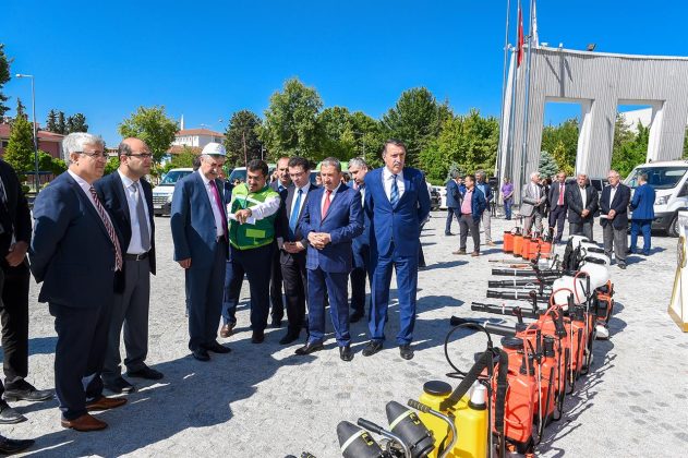 BU MİLLETE HİZMET ETMEK BÜYÜK BİR ŞEREF