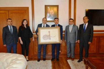 TAPU VE KADASTRO MÜDÜRLERİNDEN VALİ KABAN’A ZİYARET