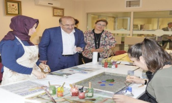 El emeği göz nuru eserler sergilenecek