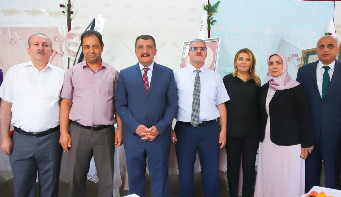 MEFRUŞAT SERGİSİNİN AÇILIŞI