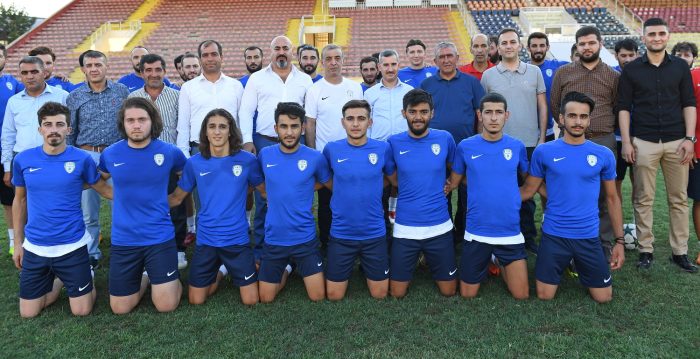 ŞAMPİYONLUK HEDEFİYLE YOLA ÇIKAN BİR EKİBİZ”