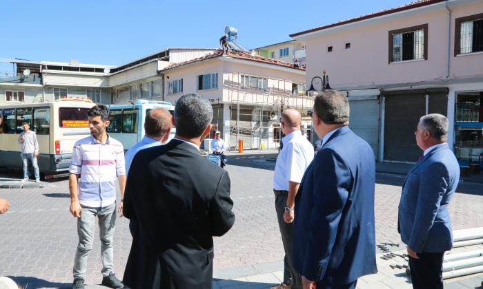 BAŞKAN GÜRKAN, MİNİBÜS DURUKLARI İLE ESNAF İŞ HANI’NDAKİ ÇALIŞMALARI YERİNDE İNCELEDİ