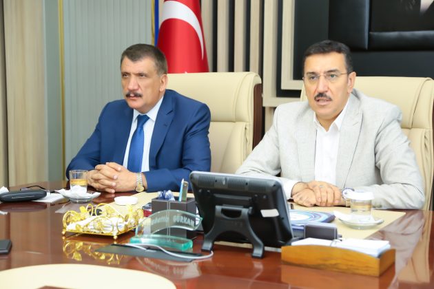 SAYIN BAKANIMIZ HER ZAMAN YANIMIZDA VE DESTEKÇİMİZ OLMUŞTUR”