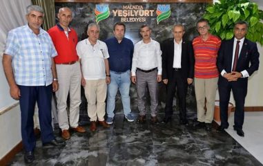 Anadolu Basın Birliği Derneği Malatya Şubesi Yönetim Kurulu, Yeşilyurt Belediye Başkanı Mehmet Çınar’ı Makamında Ziyaret Etti.