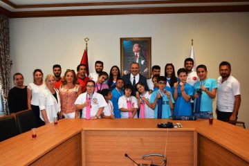 VALİ KABAN, ÖZEL SPORCULARIMIZI ÖDÜLLENDİRDİ