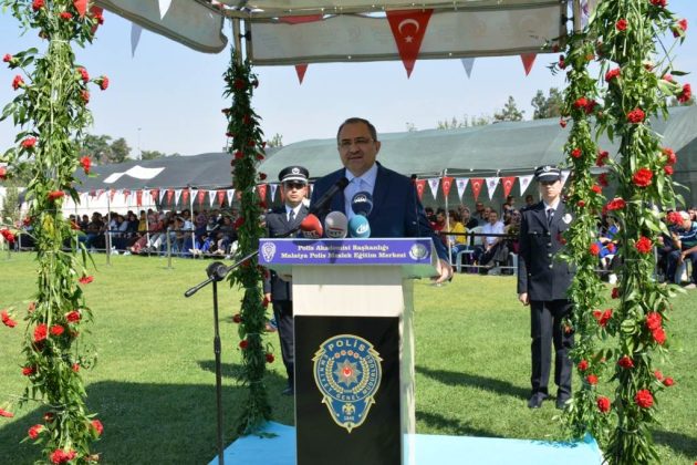 VALİ KABAN, POMEM 21.DÖNEM MEZUNİYET TÖRENİNE KATILDI