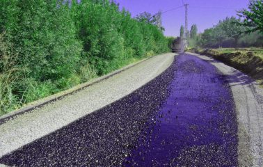 30 SOKAKTA ASFALT ÇALIŞMASINI SÜRDÜRÜYOR