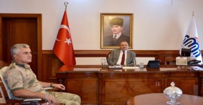 Malatya İl Jandarma Komutanlığı görevine atanan Jandarma Albay Necmi İnce, görevine başladı.