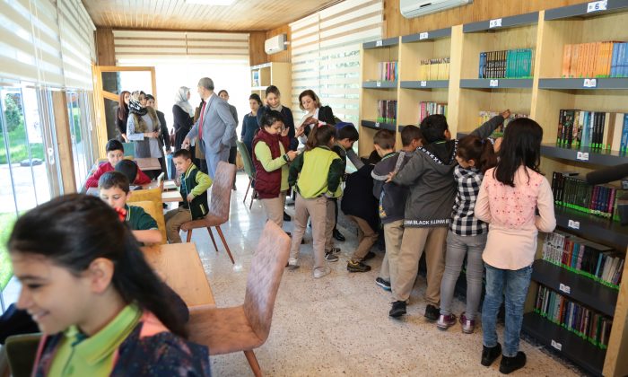 MİLLET KIRAATHANESİ BÜNYESİNDE OLUŞTURULAN KÜTÜPHANE YOĞUN İLGİ GÖRÜYOR
