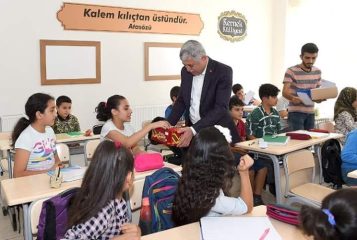 Başkan Polat Kernek Külliyesinde Öğrencilerle Bir Araya Geldi