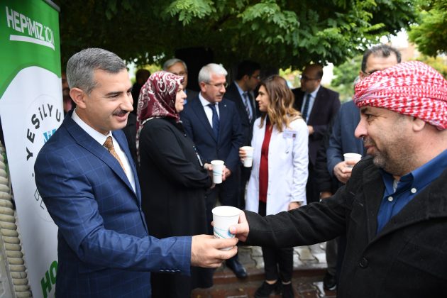 SICAK ÇORBA İKRAMI İLE GÖNÜLLERİ ISITMAYA DEVAM EDİYORUZ”