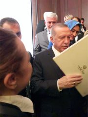 Malatya Turgut Özal Üniversitesi’nin proje dosyası Cumhurbaşkanı Erdoğan’a sunuldu