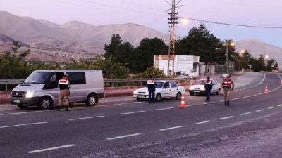 İl Jandarma Komutanlığından Yol Kontrol Araması
