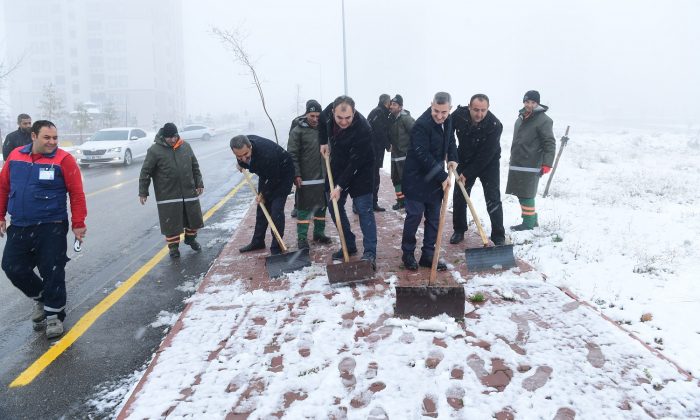 KAR YAĞIŞI BOLLUK, BEREKET VE GÜZELLİKTİR”