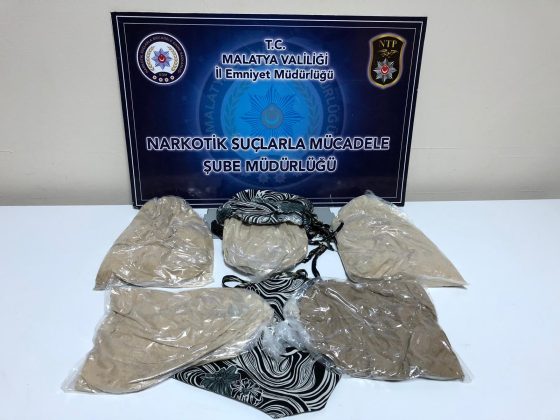 MALATYA’DA BİR KADIN 4,5 KG EROİN MADDESİ İLE YAKALANDI