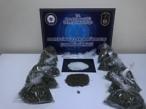 NARKOTİKTEN SOKAK SATICILARINA OPERASYON