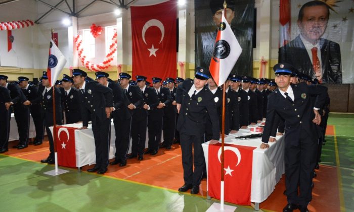VALİ BARUŞ, POMEM 22.DÖNEM MEZUNİYET TÖRENİNE KATILDI