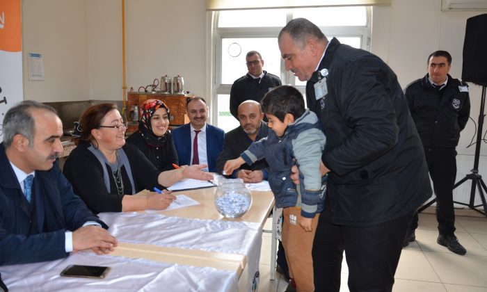 YEŞİLYURT BELEDİYESİ (TYÇP) KAPSAMINDA 200 PERSONEL ALIMI YAPTI