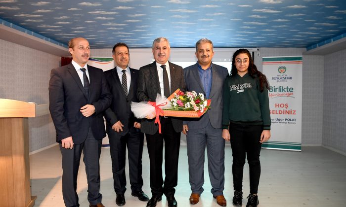 SİZLER BU ÜLKENİN VE YERYÜZÜNÜN GELECEĞİSİNİZ”