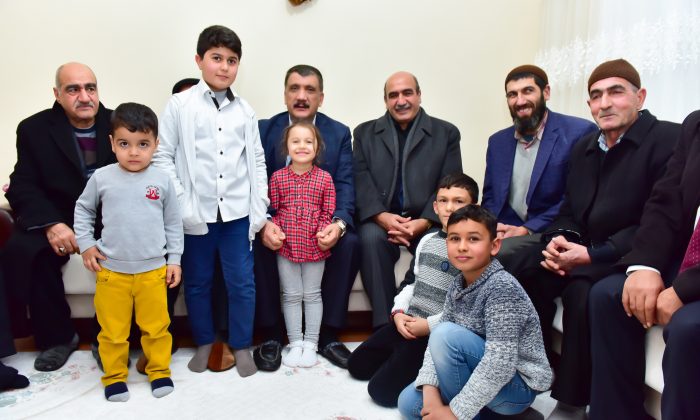 BAŞKAN GÜRKAN, KİREÇOCAĞI SAKİNLERİ İLE BİR ARAYA GELDİ