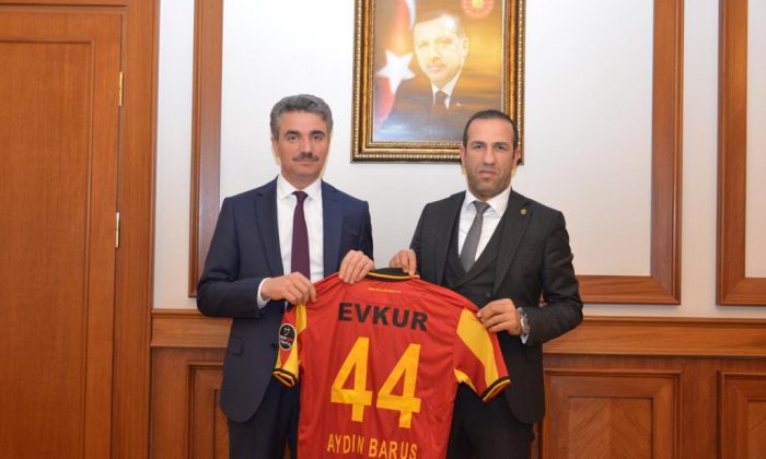 EVKUR YENİ MALATYASPOR BAŞKANI GEVREK’TEN VALİ BARUŞ’A ZİYARET