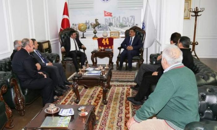 Başkan Gürkan, “Siyasi Partiler, Memlekete Hizmet Etme Amacına Matuftur