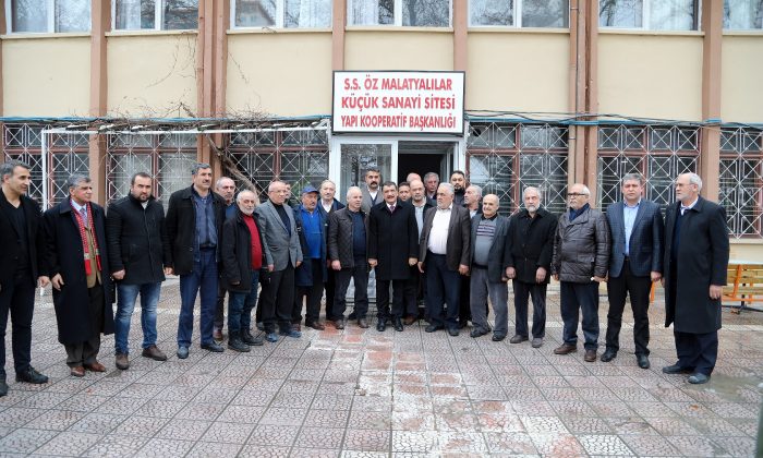 BAŞKAN GÜRKAN, ÖZSAN SANAYİ SİTESİ ESNAFLARI İLE BİR ARAYA GELDİ