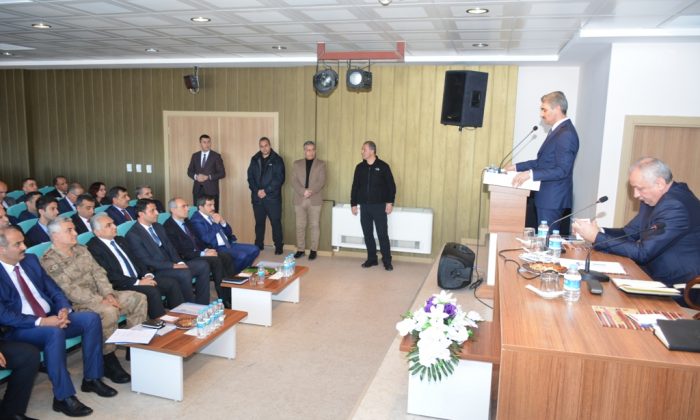 VALİ BARUŞ BAŞKANLIĞINDA BATTALGAZİ MUHTARLAR TOPLANTISI YAPILDI