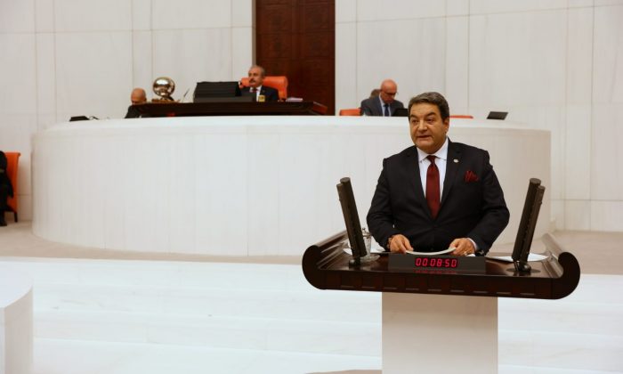 FENDOĞLU TÖTM’DE KARACİĞER NAKLİNİ YAPAN EKİBE TEŞEKKÜR