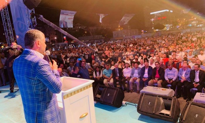 AVŞAR BAĞCILAR’DA KAYSI FESTİVALİNE KATILDI