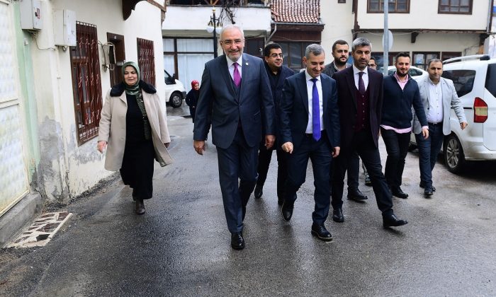 AK PARTİ MİLLETVEKİLİ HAKAN KÂHTALI, TARİHİ YEŞİLYURT KONAKLARINI İNCELEDİ