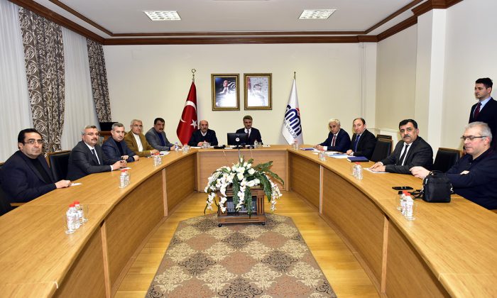 Deprem Nedeniyle Yıkılması Planlanan Binalar İle İlgili Toplantı Düzenlendi