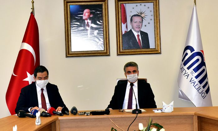 Vali Baruş, İl Sağlık Müdürü Prof. Dr. Bentli ile Birlikte Pandemi Sürecini Değerlendirdi