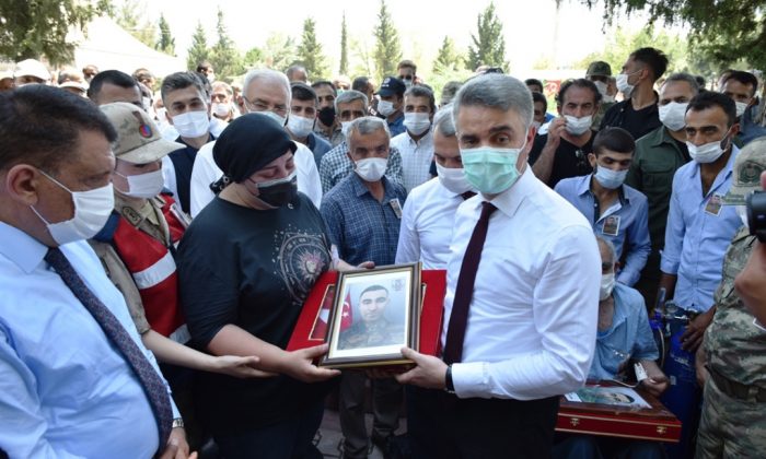 Şehit Emre Büyükyıldırım Son Yolculuğuna Uğurlandı