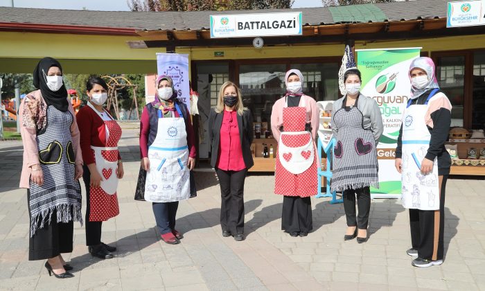 GAZİ PARKINDA ‘HANIMELİ PAZARI’ KURULUYOR