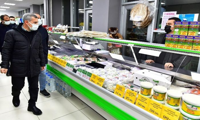 Yeşilyurt Belediyesi Yeşil Gıda Marketlere Vatandaşlardan Yoğun İlgi
