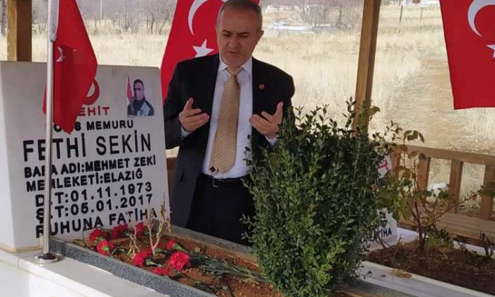 Başkan Dağ, Şehit Fethi SEKİN ‘in Kabrini Ziyaret Etti