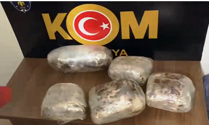 7 Kilo 500 Gr Esrar Ele Geçirildi