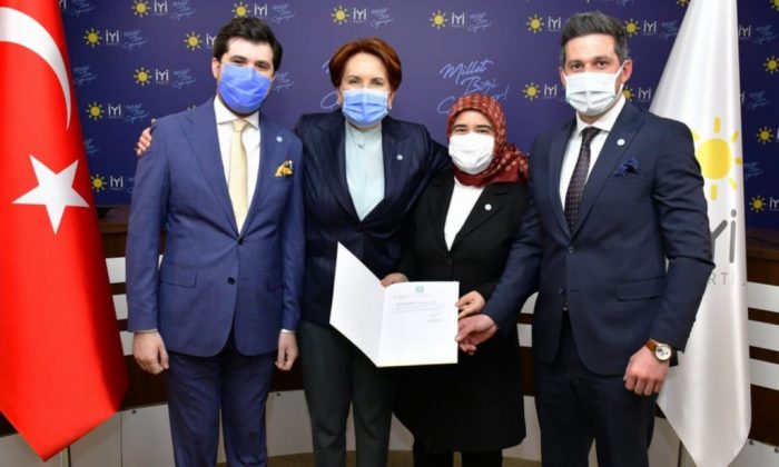 İYİ Gençlik’te devir teslim