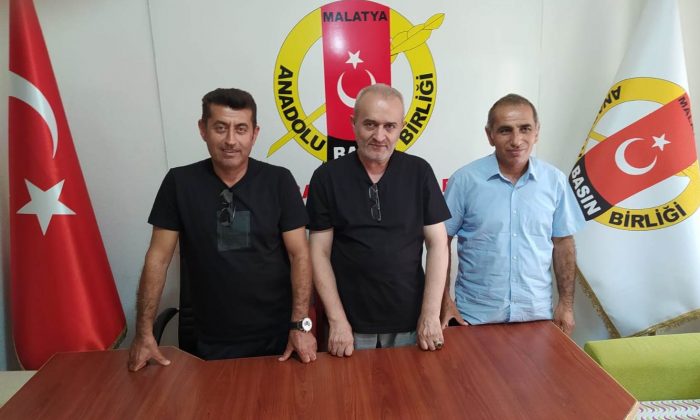 Sanatçı İlhan İlbey’den Anadolu Basın Birliği’ne Ziyaret