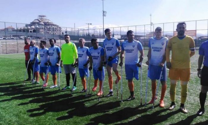Bekir Alpaslan, Büyükşehir Belediyesi Voleybol ve Ampüte takımın Kapattı