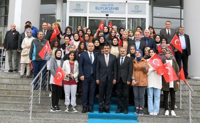 Semt Konaklarında Eğitim Gören 41 Öğrenci, Çanakkale’ye Gitti
